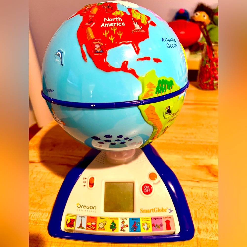 OREGON Scientific Interactive Talking Touch Smart Globe Jr ✅